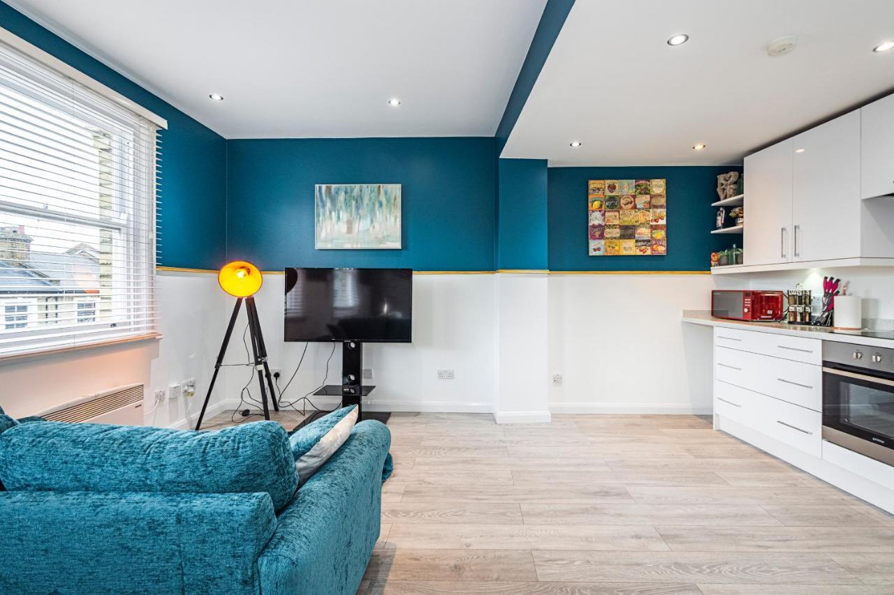 Cozy And Charming Flat: Minutes From Everything! Londra Dış mekan fotoğraf